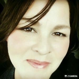 Meet your Posher, Stacy